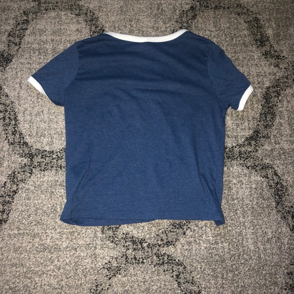 Cropped shirt - Picture 2 of 2